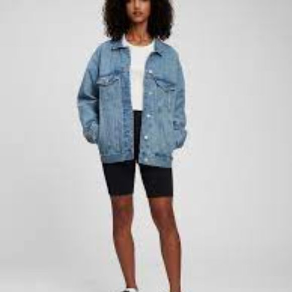 Gap Oversized Light Wash Denim Jacket Size Large - Picture 1 of 4